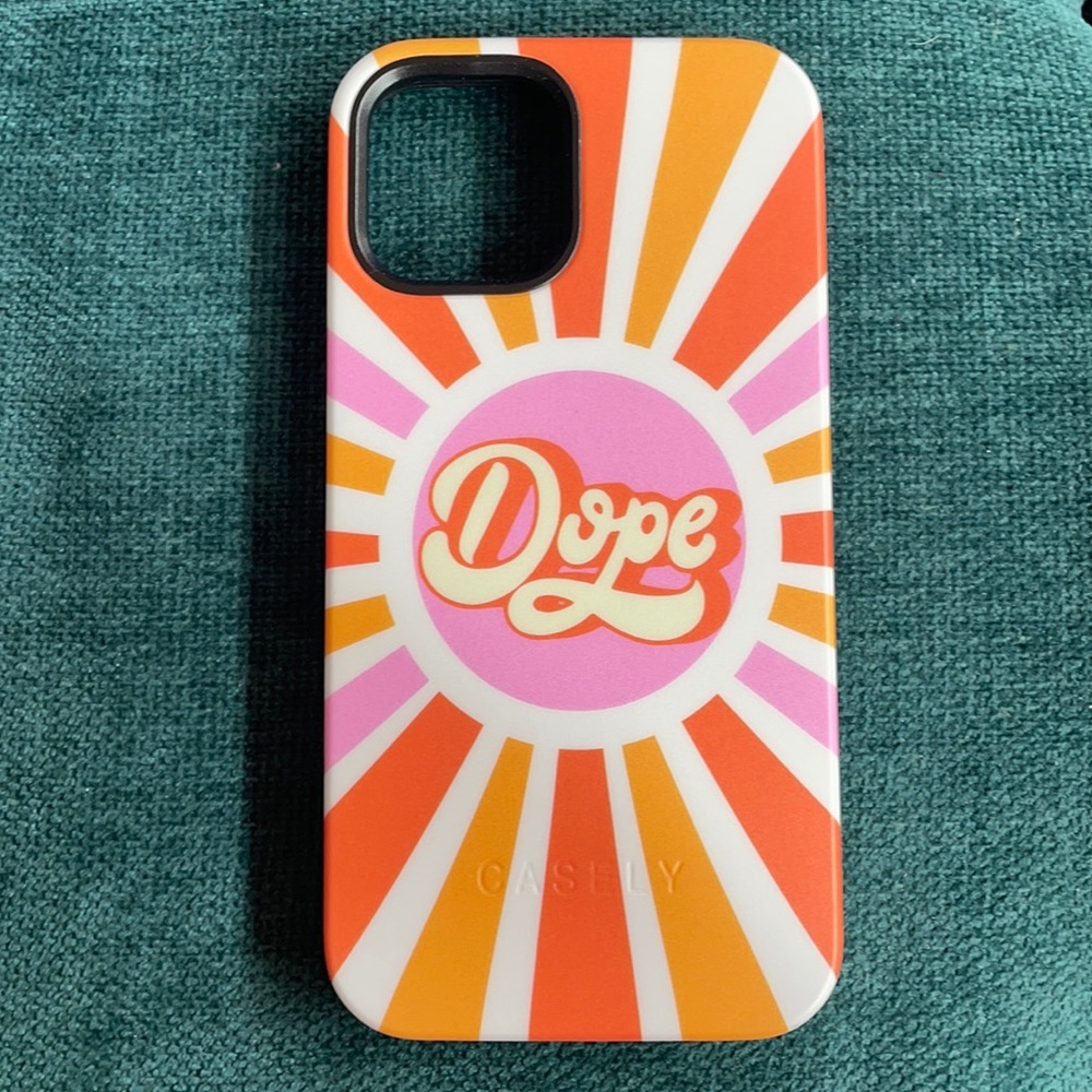 Retro iPhone 12 Case